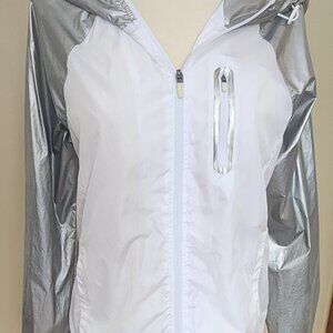 Forever 21, Metallic Silver White, XS, Female, Wind Jacket, Shell 100% Polyester